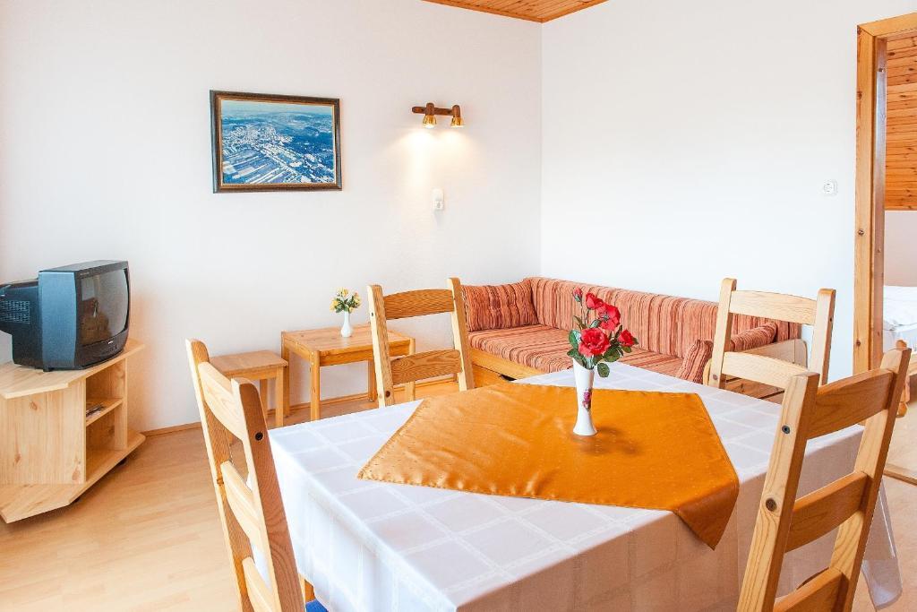 Alina Apartmanhaz Apartament